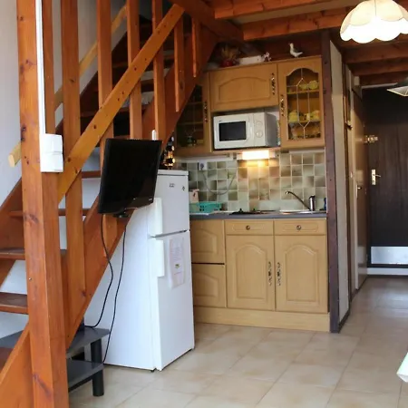 Apartment Mezzanine Climatise Proche Plage, 4 Couchages, Balcon, Tv Et Cuisine Equipee - Fr-1-229c-181 Port-la-Nouvelle